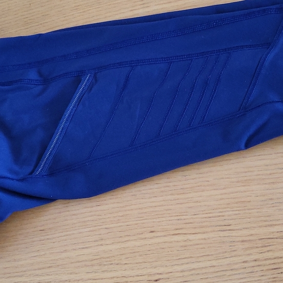 Lululemon Wonder Under Leggings Size 2 - Picture 7 of 7